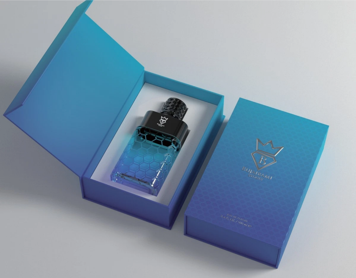 BUJAIRAMI SOVEREIGN – Cítricos, maderas y ámbar elegante